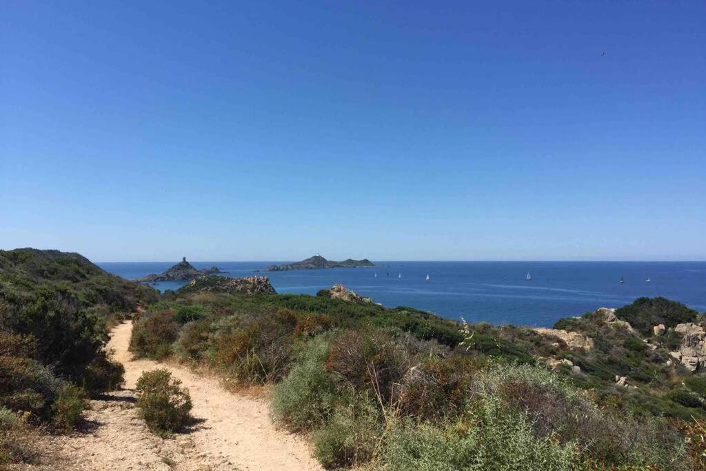 Ajaccio Magnifique T2 Neuf 40M2 Avec Balcon Au Trottel 4 Couchages Wifi Clim Parking Plage A Pieds 100M Exterior foto