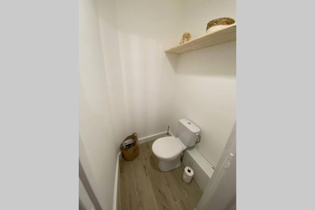 Ajaccio Magnifique T2 Neuf 40M2 Avec Balcon Au Trottel 4 Couchages Wifi Clim Parking Plage A Pieds 100M Exterior foto