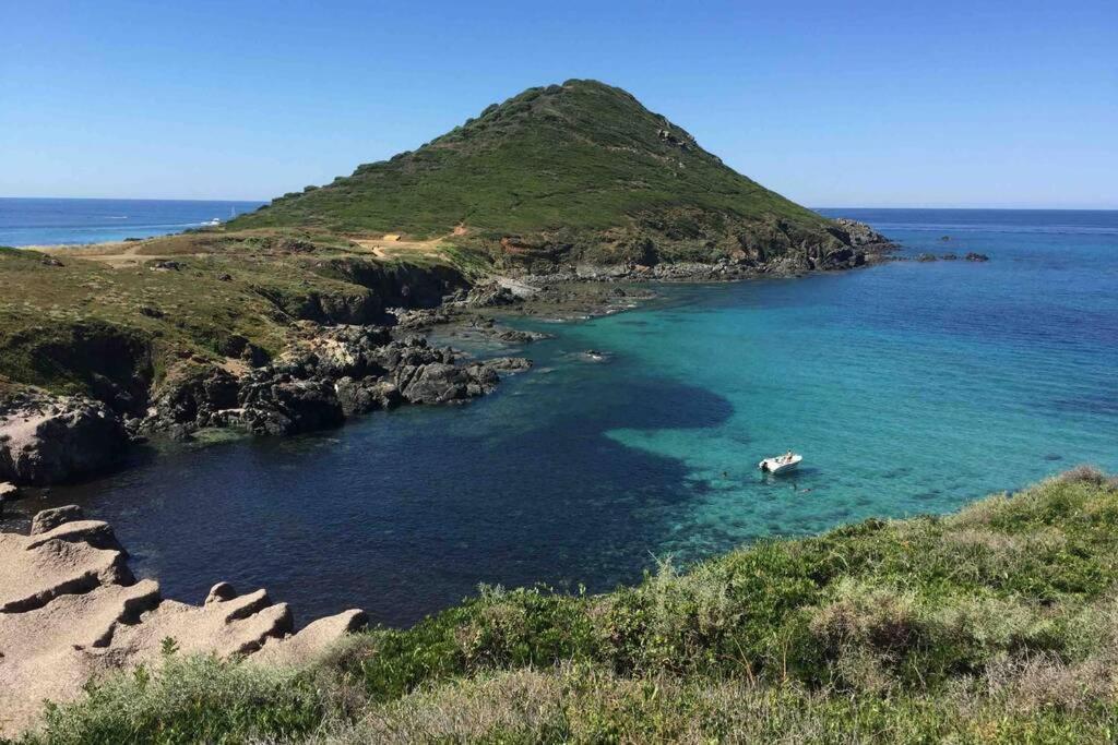 Ajaccio Magnifique T2 Neuf 40M2 Avec Balcon Au Trottel 4 Couchages Wifi Clim Parking Plage A Pieds 100M Exterior foto