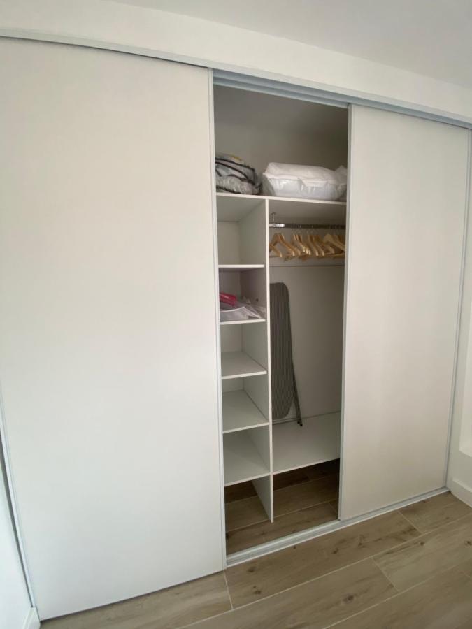 Ajaccio Magnifique T2 Neuf 40M2 Avec Balcon Au Trottel 4 Couchages Wifi Clim Parking Plage A Pieds 100M Exterior foto